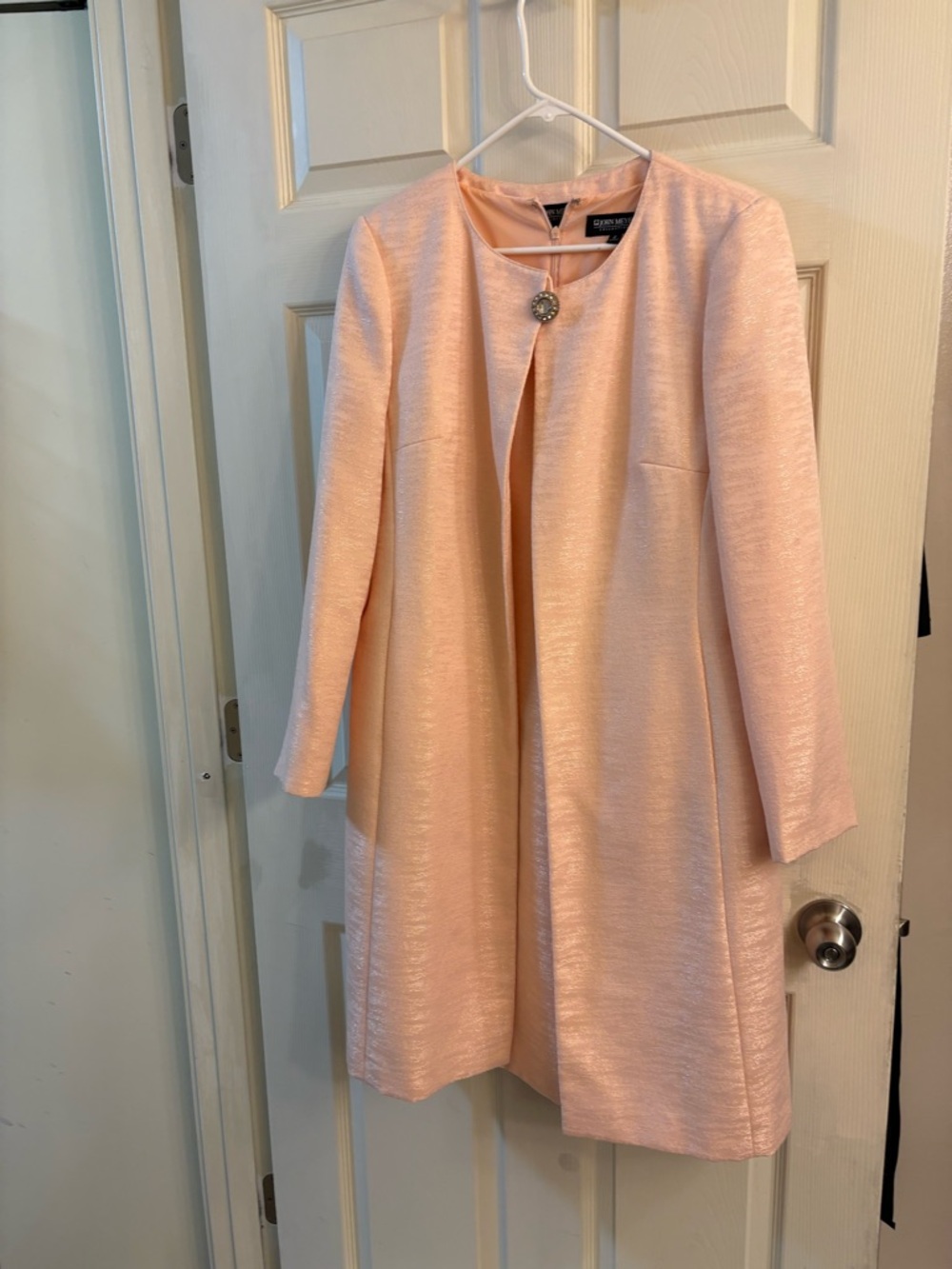 Light Apricot/pink Textured Matching Coat and Dress. 2 piece set. Size 12